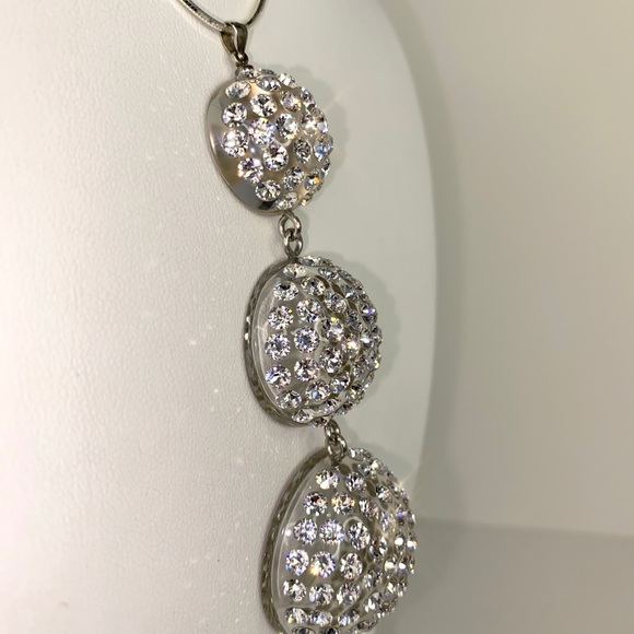 Transparent Acrylic necklace & chain embellished with genuine Swarovski crystals - Picture 7 of 10